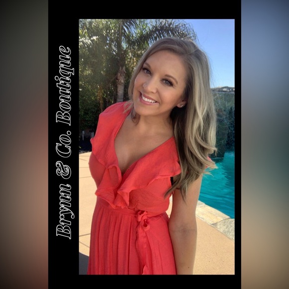 Gorgeous NWT Vacation 👗Maxi - Picture 2 of 2